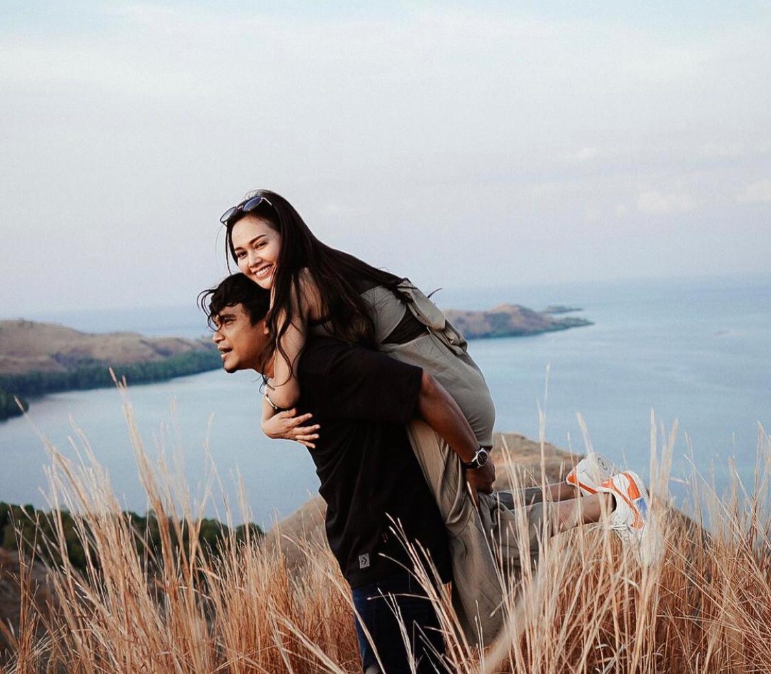 Momen Maell Lee dan istri.(INSTAGRAM)