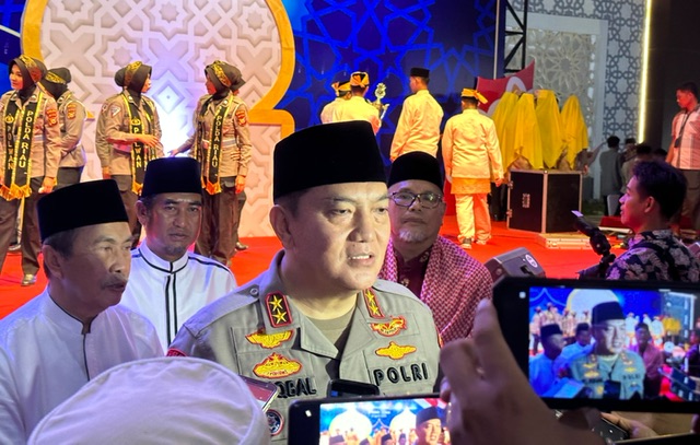Kapolda Riau Irjen Pol Mohammad Iqbal saat diwawancara RiauPos.co, Selasa (4/4/2022) malam.