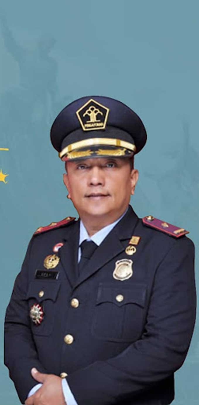 Kepala Kantor Imigrasi Kelas I TPI Pekanbaru, Syahrioma Delavino