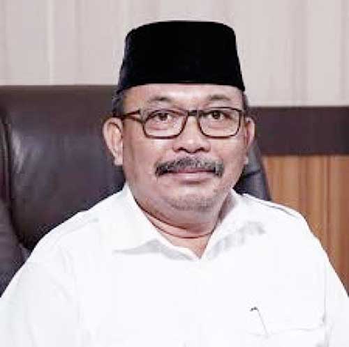 Tokoh masyarakat Kuansing yang juga pakar Ekonomi Riau Edyanus Herman Halim mengatakan di tengah efisiensi anggaran, Pemda harus kreatif gali PAD.