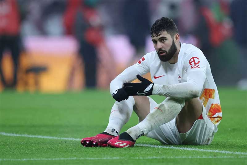 Bek muda milik RB Leipzig, Josko Gvardiol.