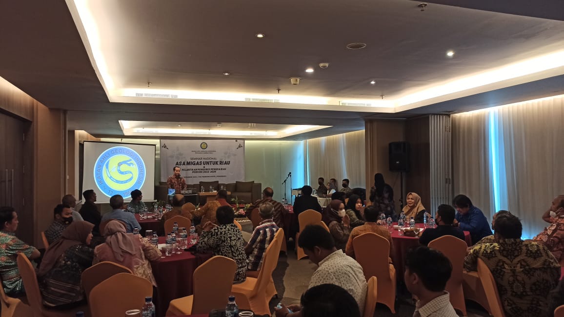 Seminar dan Pelantikan Ikatan Ahli Geologi Indonesia (IAGI) Pengurus Daerah (Pengda) Provinsi Riau, Sabtu (10/12/2022) di Premiere Hotel Pekanbaru.