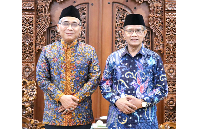 Ketua Umum Pengurus Besar Nahdlatul Ulama (PBNU) KH Yahya Cholil Staquf mengucapkan selamat kepada Haedar Nashir dan Abdul Muâ€™ti yang kembali terpilih menjadi Ketua Umum (Ketum) dan Sekretaris Umum (Sekum) PP Muhammadiyah periode 2022-2027.