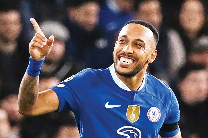 Pierre-emerick Aubameyang
