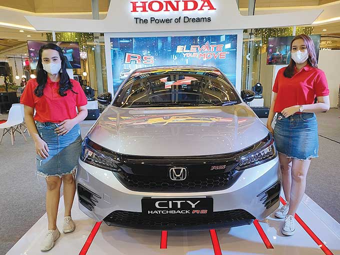 Honda City Hatchback RS dipamerkan di Atrium Living World Pekanbaru, Kamis (25/3/2021).
