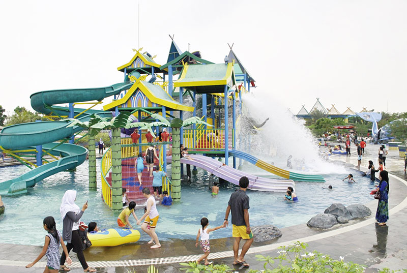 Salah satu wahan di Labersa Waterpark. (LABERSA WATERPARK FOR RIAUPOS.CO)