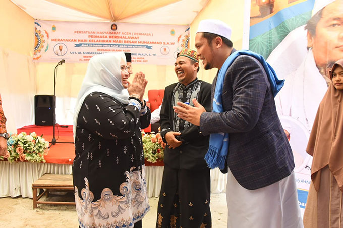 Bupati Bengkalis Kasmarni menghadiri peringatan Maulid Nabi Muhammad SAW yang diselenggarakan Permasa Kabupaten Bengkalis di Pondok Pesantren Al-Huda Duri, Ahad (23/10/2022).