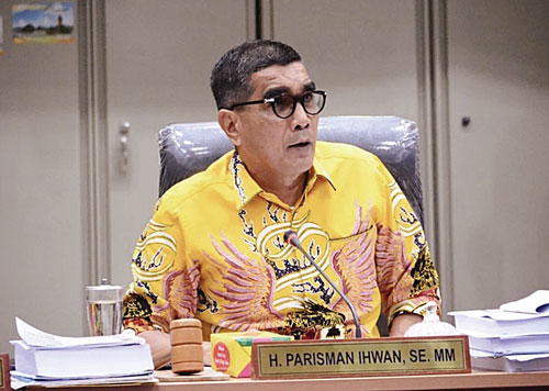 Ketua Komisi IV DPRD Riau Parisman Ikhwan