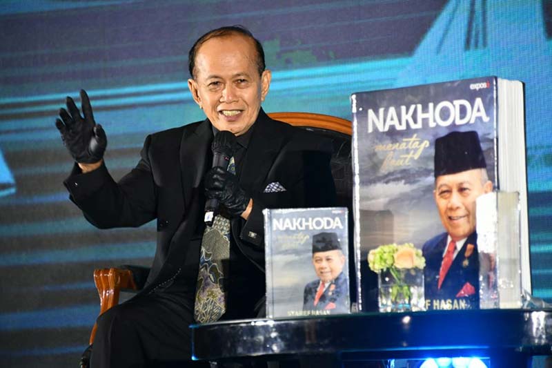 Wakil Ketua MPR RI Syarief Hasan dalam peluncuran buku Authorized Biography