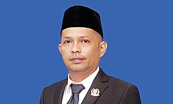 Ketua DPC Partai Demokrat Pekanbaru T Azwendi Fajri SE.