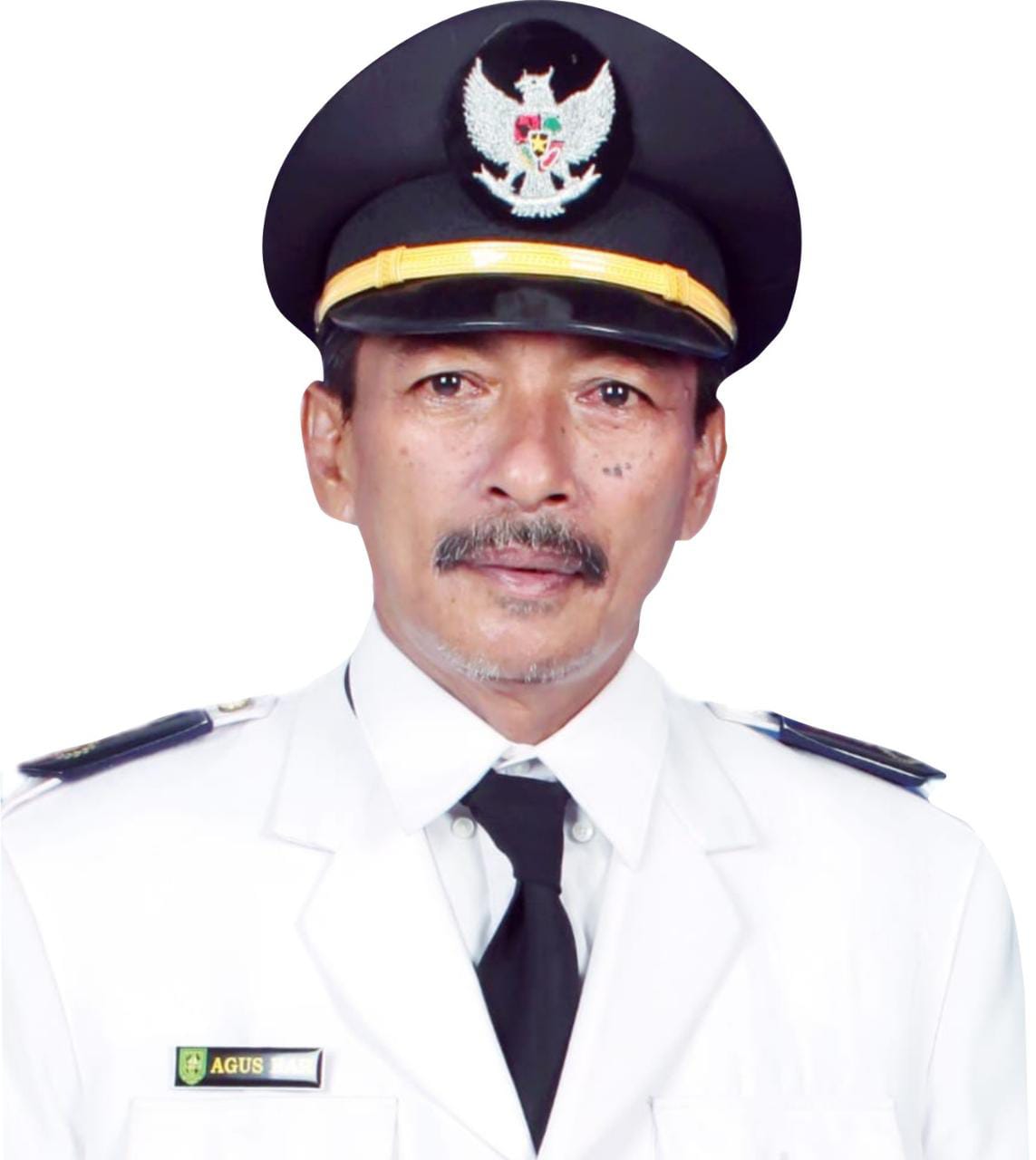 Kepala Desa Balai Makam, Agushar.