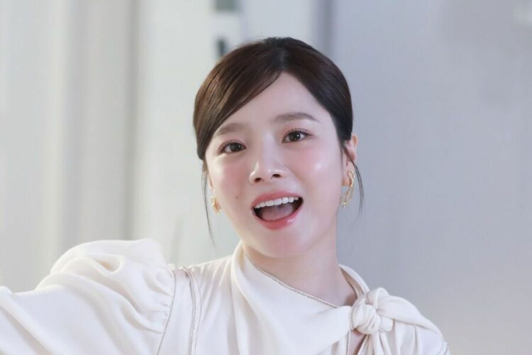 Lee Eun Young melahirkan anak pertama berjenis kelamin perempuan.