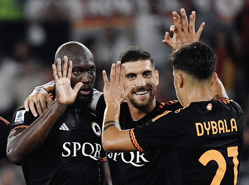 Para pemain Inter Milan merayakan gol saat berhadapan dengan Frosinone dalam lanjutan Serie A, Senin (2/10/2023).