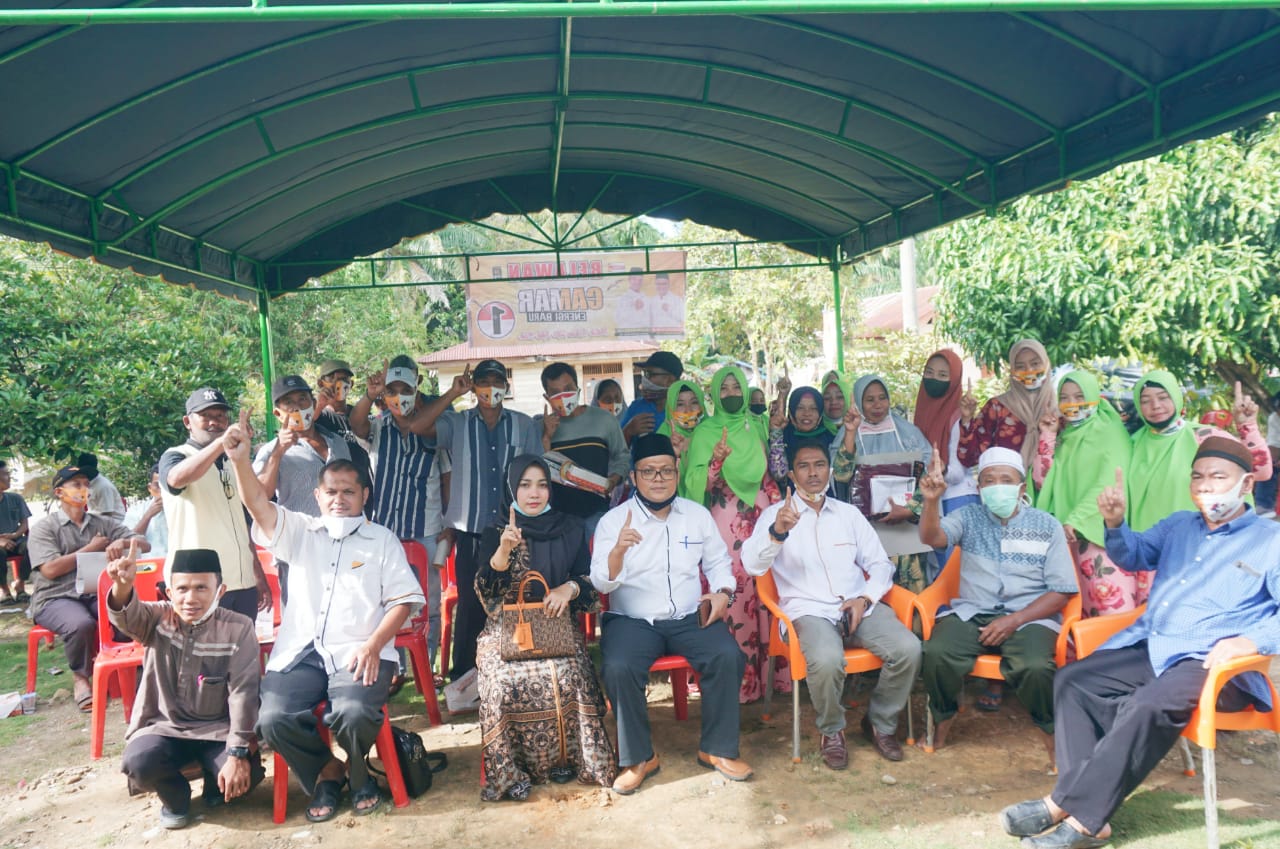 Salah satu kegiatan kampanye paslon Camar yang dihadiri cabup Cutra Andika SH di Kepenghuluan Harapan Makmur Selatan, Bagan Sinembah Raya, baru-baru ini.  (TIM CAMAR UNTUK RIAUPOS.CO)