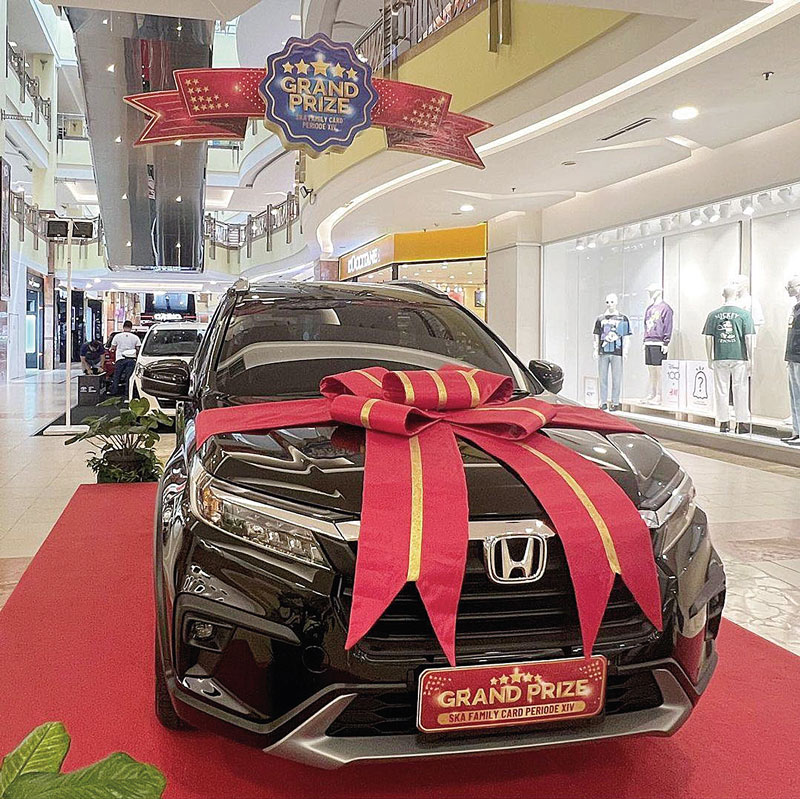 Mal SKA menyiapkan grand prize 1 unit mobil dan hadiah menarik lainnya dalam rangka perayaan HUT ke-18 Mal SKA Pekanbaru.