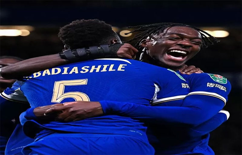 Gol Benoit Badiashile dalam pertandingan Chelsea melawan Blackburn dalam ajang kompetisi Piala Carabao Cup.
