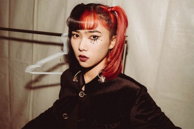 Penyanyi Isyana Sarasvati