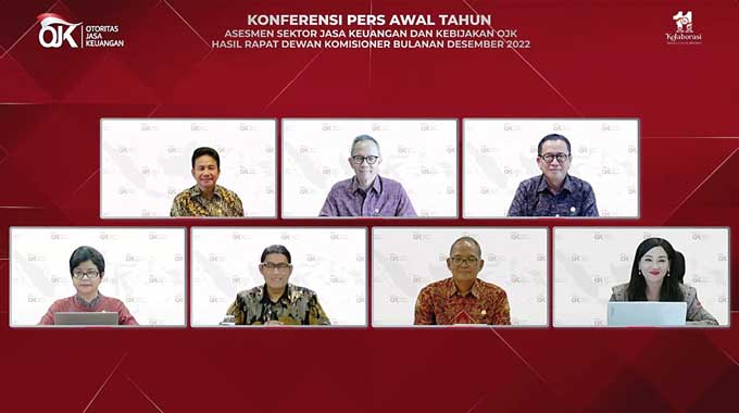 Otoritas Jasa Keuangan (OJK) saat melaksanakan konferensi pers awal tahun secara virtual yang dilaksanakan, Senin (2/1/2023).