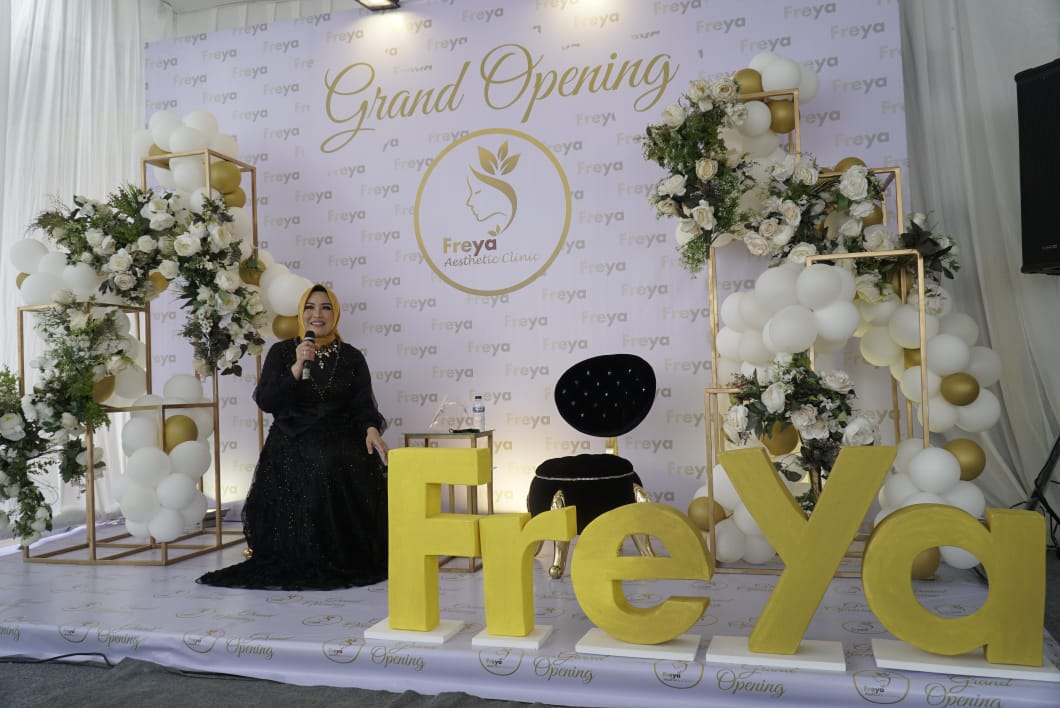 Owner Freya Aesthetic Clinic, Dr Feby Dianda saat acara grand opening, Rabu (9/9/2020).(DEFIZAL/RIAUPOS.CO)