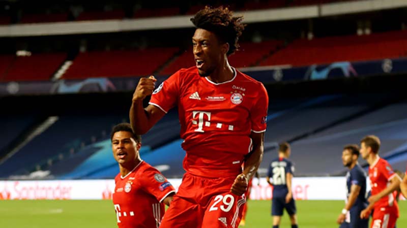 Kingsley Coman saat merayakan gol ke jala Paris St Germain dalam final Liga Champions 2020. (REUTERS/DAILY MAIL)