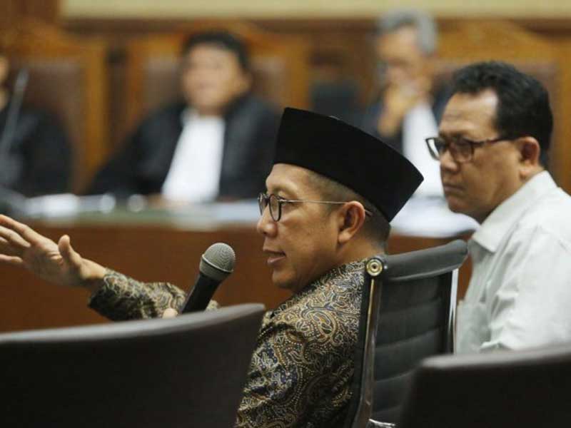 Mantan Menteri Agama (Menag) Lukman Hakim Saifuddin disebut menerima aliran suap terkait kasus jual beli jabatan di lingkungan Kemenag. Uang senilai Rp 70 juta yang diterima Lukman itu untuk memuluskan Haris Hasanudin duduk sebagai Kepala Kantor Wilayah K