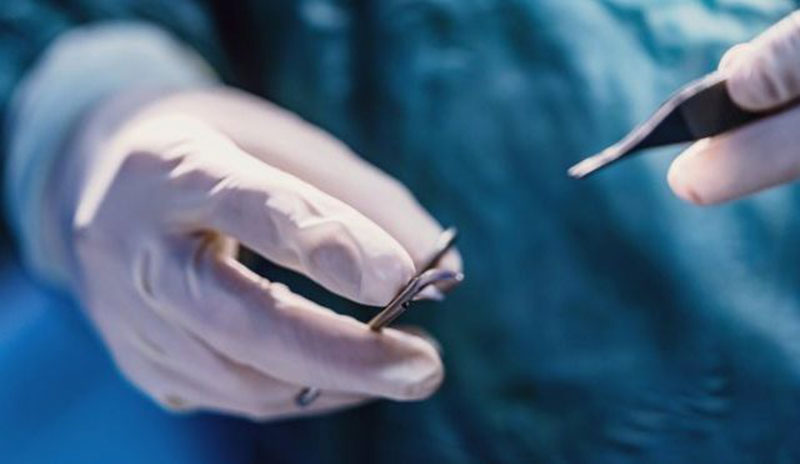 Aktivis di Inggris minta operasi selaput dara dilarang. (BBC)