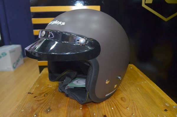 Helm Cargloss Retro. (JPNN)