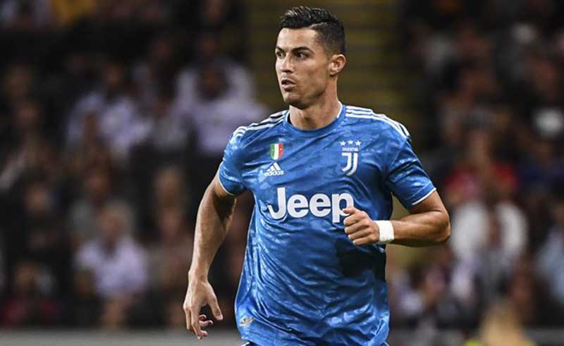 Bintang Juventus Cristiano Ronaldo menjadi tumpuan lini serang melawan tuan rumah Atletico Madrid. (Jonathan NACKSTRAND / AFP)