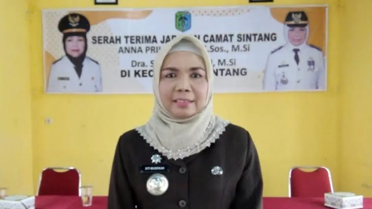 Kepala Dinas Lingkungan Hidup Kabupaten Sintang, Siti Musrikah