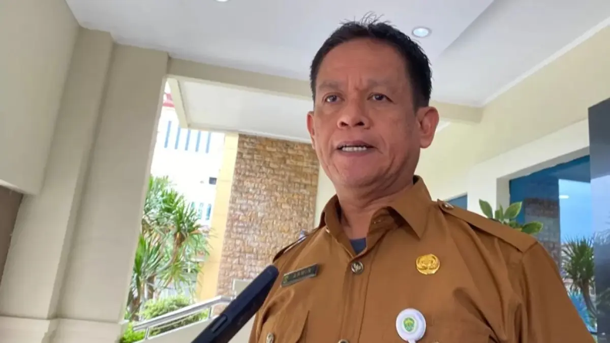 Plt Kepala Disdikbud Kaltim, Armin.