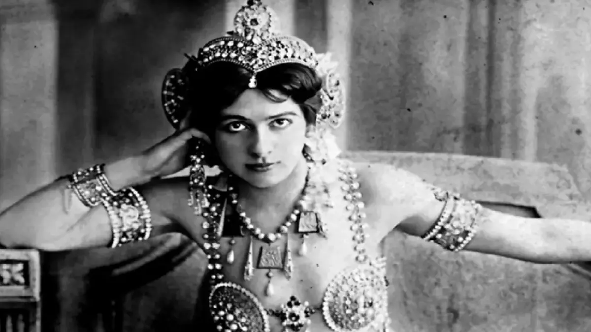 Margaretha Geertruida Zelle alias Mata Hari.