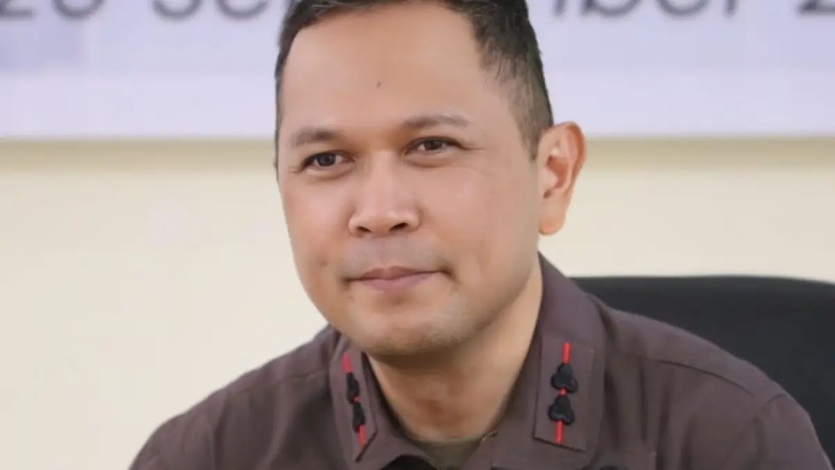Reinhard Tololiu