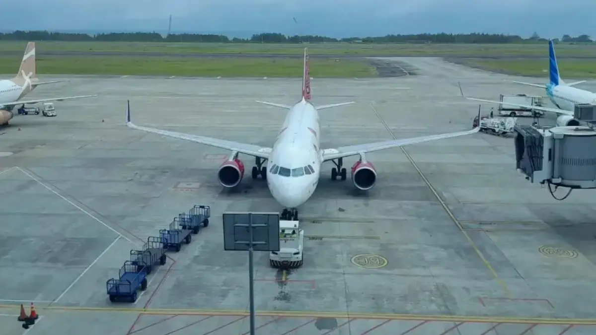 Bandara SAMS Sepinggan Balikpapan.