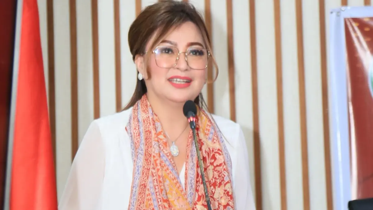 Irene G Pinontoan