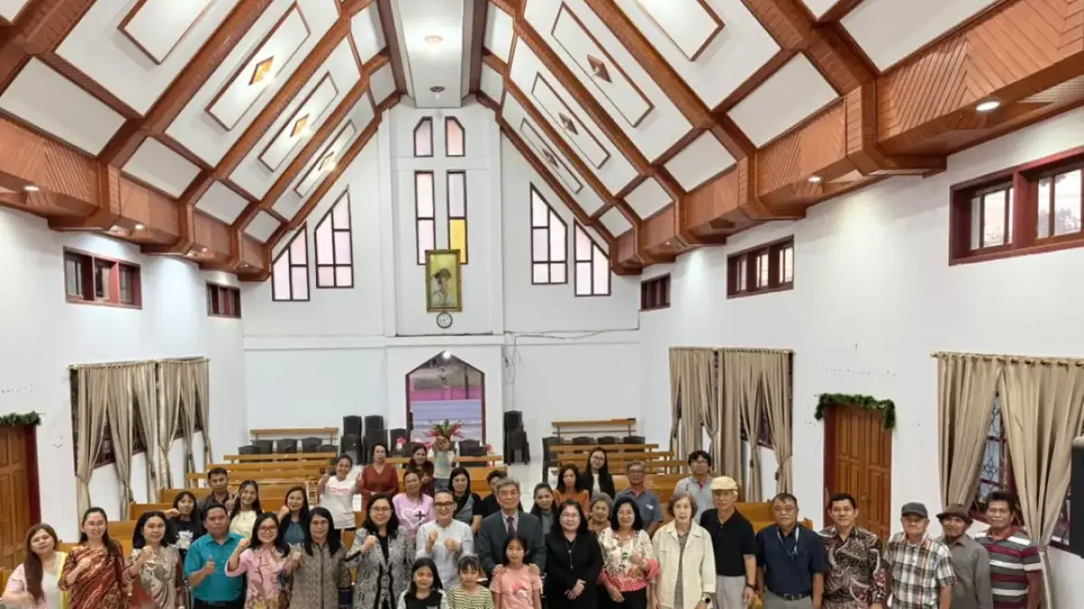 SINERGI: IAKN Manado bersama akademisi, pemerintah dan pimpinan gereja mendeklarasikan Eco Church di KGPM Imanuel Tompaso II, Kecamatan Tompaso, Kabupaten Minahasa, Rabu (16/9).