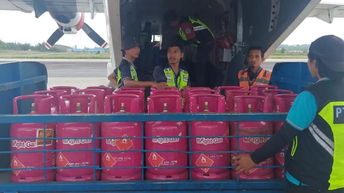 Pasokan elpiji 12 kg mulai dikirimkan kembali ke Kecamatan Krayan, Kabupaten Nunukan.